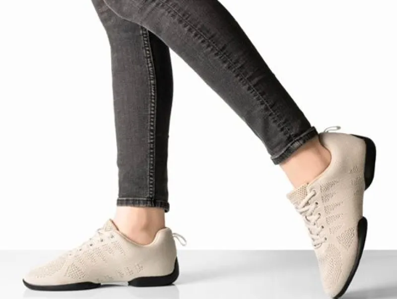 beige_dansesneaker_i_ndba_6.webp Dansebutikken Beige dansesneaker i åndbar strik til damer - Suny>Dame Salsasko Damer | Swingsko Damer