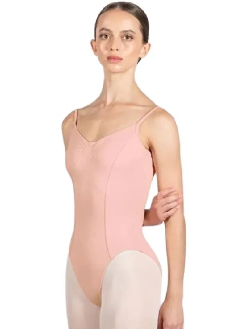 bloch_rosa_klassisk_dragt_0.webp Dansebutikken Bloch rosa klassisk dragt m. tynde stropper og rynk>Dame Dragter Damer | Balletdragter Damer