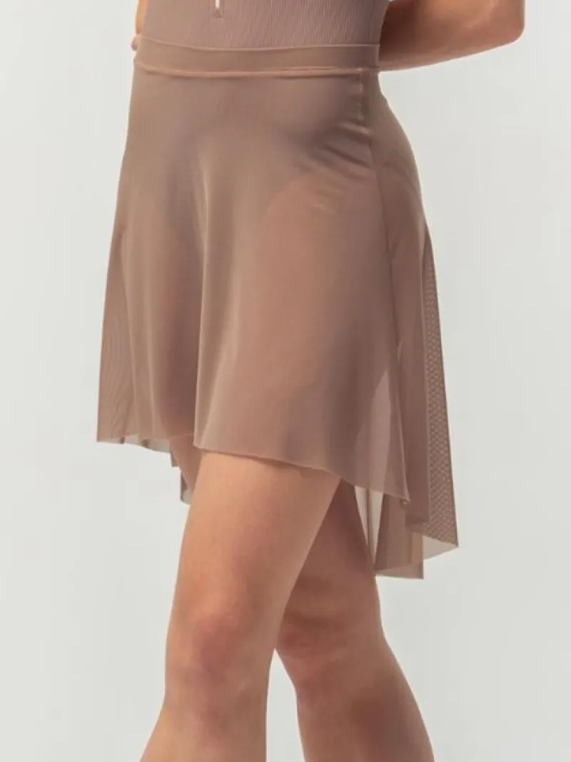 brunt_pull_on_mesh_skrt_f_1.webp Dansebutikken Brunt pull on mesh skørt fra Mara Dancewear>Dame Skørter Til Skøjteløb | Ballet Underdele Damer