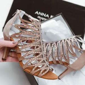 Dansebutikken Flot Anna Kern beige dansesko med rhinsten>Dame Salsasko Damer | Tangosko Damer