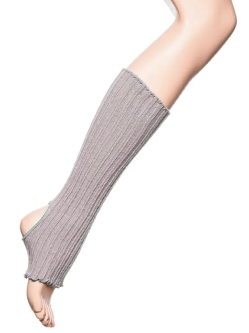 gr_ribstrikket_benvarmere_1.webp Dansebutikken Grå ribstrikket benvarmere til ballet og dans> Benvarmere Til Gymnastik | Benvarmere Til Ballet