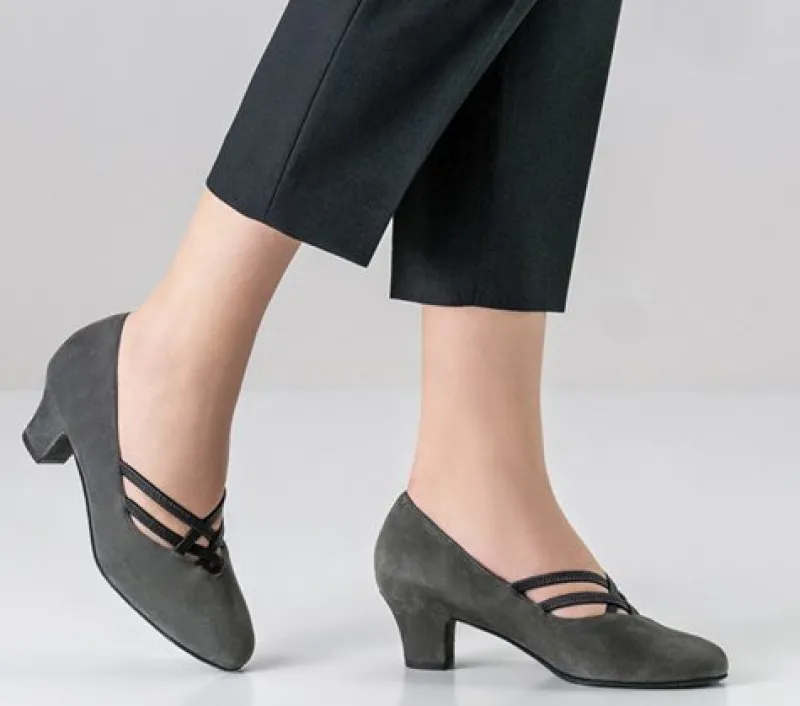 gr_ruskind_dame_dansesko__3.webp Dansebutikken Grå ruskind dame dansesko Anke Werner Kern>Dame Standardsko Damer | Social Dansesko