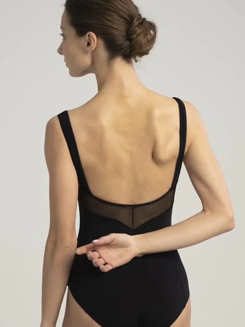 grishko_dragt_i_sort_med__6.webp Dansebutikken Grishko dragt i sort med rynk, mesh og prinsesse sømme>Dame Balletdragter Damer