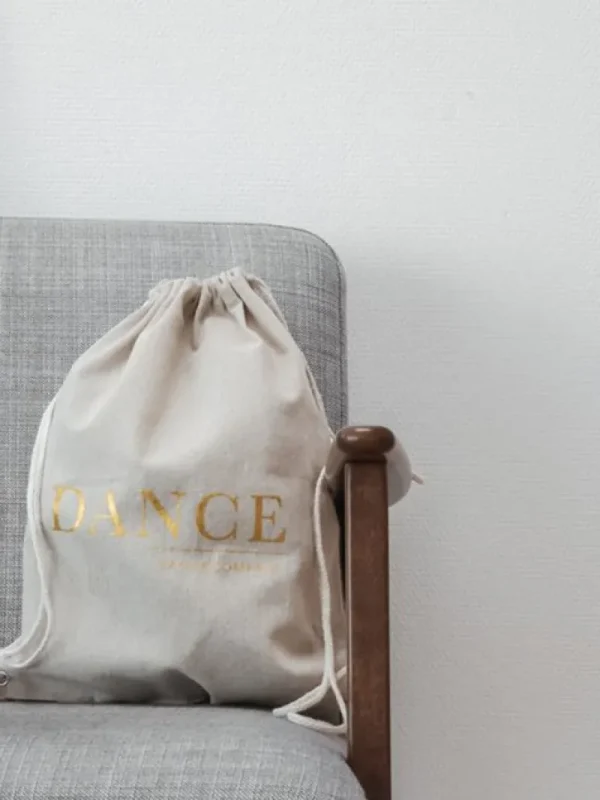 Dansebutikken Hør rygsæk/mulepose med guld DANCE skrift> Dansetasker