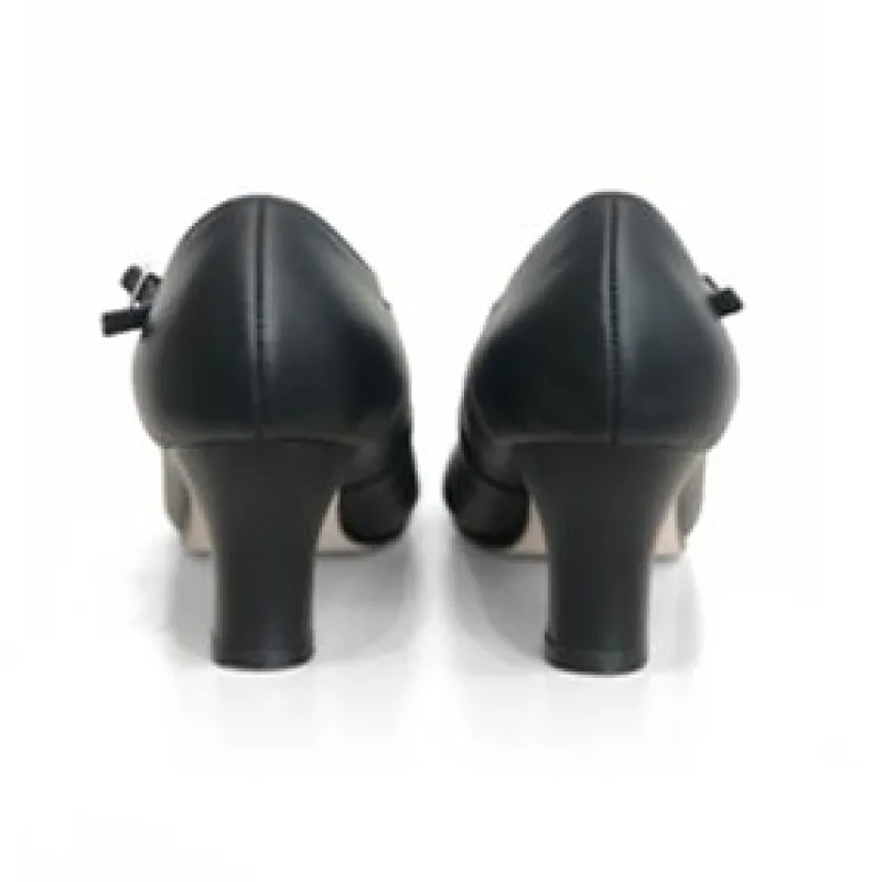 karakter_dansesko_i_sort__2.webp Dansebutikken Karakter dansesko i sort blød skind>Dame Andre Sko Ballet/moderne Dans | Karatersko