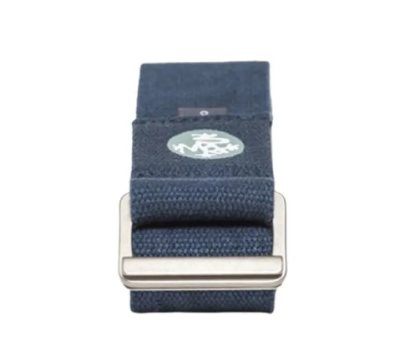 lang_bltestrop_bl_til_yog_2.webp Dansebutikken Lang bæltestrop blå til yoga Manduka> Andet Til Yoga