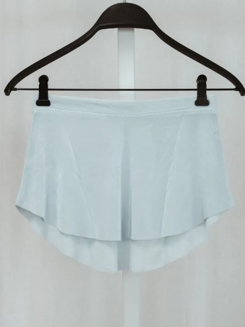 lyseblt_pull_on_skrt_fra__1.webp Dansebutikken Lyseblåt pull on skørt fra Bullet Pointe>Dame Skørter Til Skøjteløb | Ballet Underdele Damer