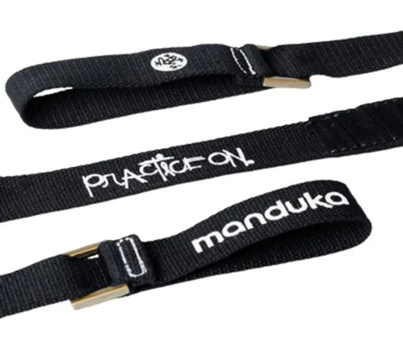 manduka_sort_brestrop_til_1.webp Dansebutikken Manduka sort bærestrop til yogamåtter> Tasker Til Yoga