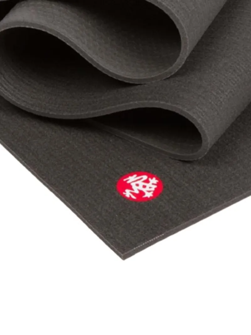 manduka_sort_pro_mtte_til_2.webp Dansebutikken Manduka sort PRO måtte til yoga ekstra lang> Måtter Til Yoga