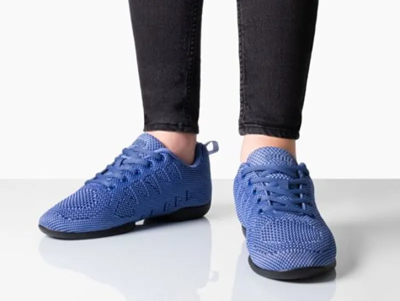 mellem_bl_dansesneaker_i__2.webp Dansebutikken Mellem blå dansesneaker i åndbar strik til damer - Suny>Dame Salsasko Damer | Swingsko Damer