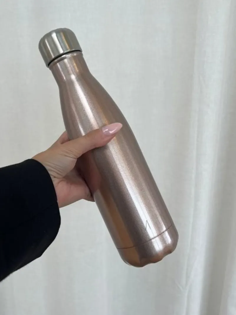 miin_drikkeflaske_ml__ros_2.webp Dansebutikken Miin drikkeflaske 500ml - rosa perlemor> Andet Til Yoga | Andet Til Gymnastik