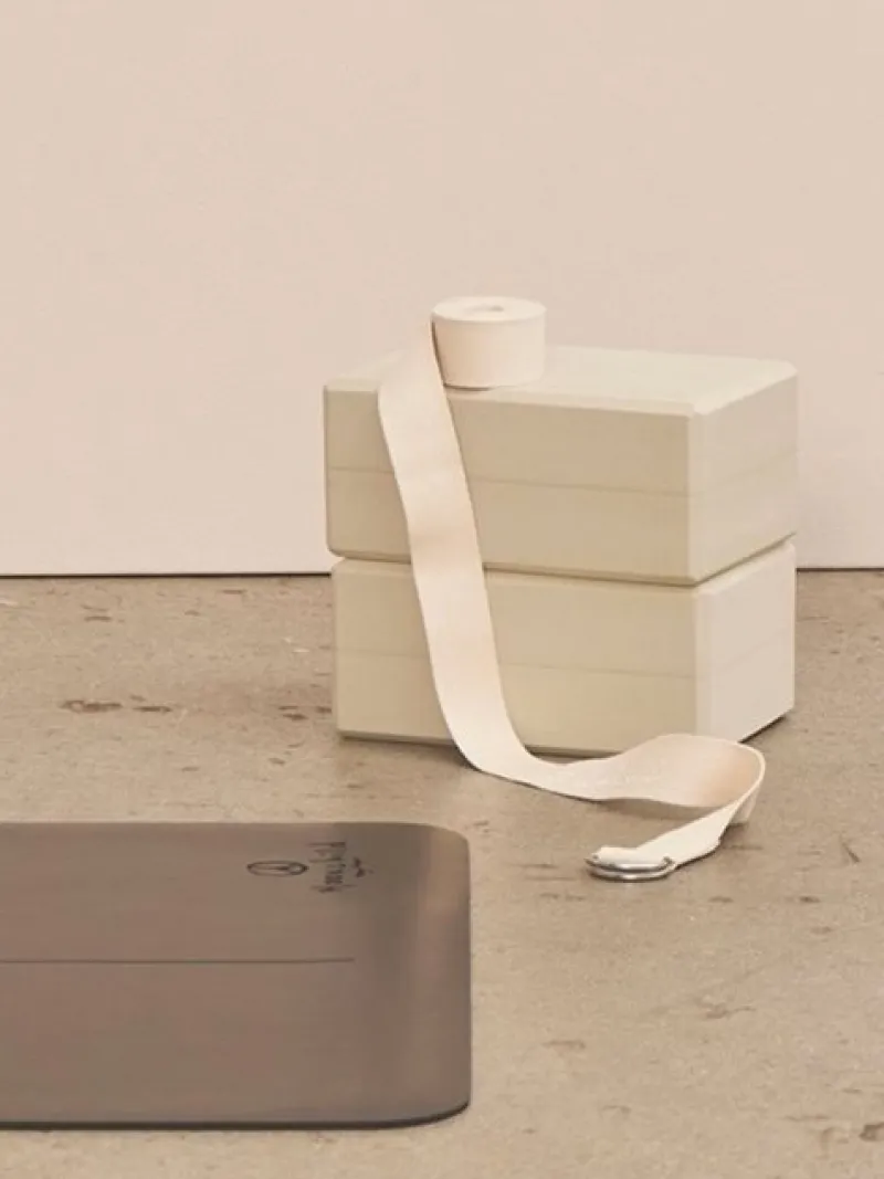 moonchild_sandfarvet_yoga_2.webp Dansebutikken Moonchild sandfarvet yoga blok> Andet Til Yoga