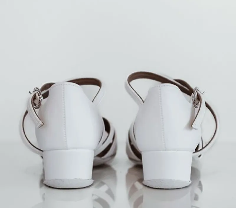 natasha_pige_hvid_dansesk_2.webp Dansebutikken Natasha pige hvid dansesko International>Børn Pige Dansesko