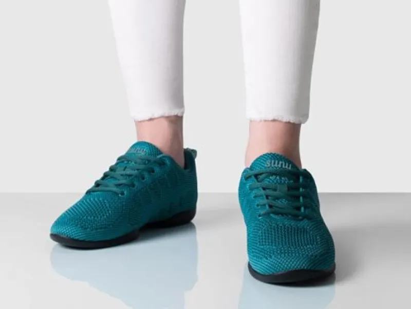 petrol_farvet_dansesneake_2.webp Dansebutikken Petrol farvet dansesneaker i åndbar strik til damer - Suny>Dame Salsasko Damer | Swingsko Damer