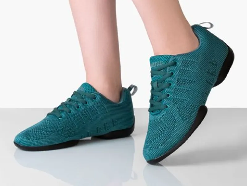 petrol_farvet_dansesneake_3.webp Dansebutikken Petrol farvet dansesneaker i åndbar strik til damer - Suny>Dame Salsasko Damer | Swingsko Damer