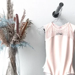 Dansebutikken Pudderfarvet dragt m. blonde fra ballet Rosa>Dame Balletdragter Damer