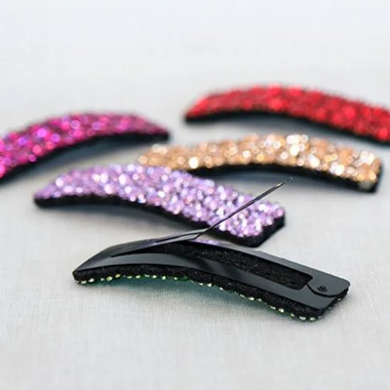 rdt_clicclac_hrspnde_med__1.webp Dansebutikken Rødt clic-clac hårspænde med rhinsten> Gymnastik Hårtilbehør | Hår Accessories