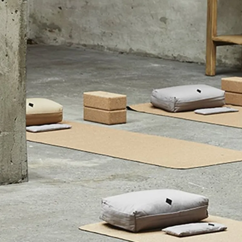 simple_days_gr_yoga_medit_4.webp Dansebutikken Simple Days grå yoga meditationspude> Andet Til Yoga