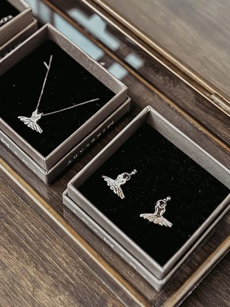 slv_reringe_med_tutu_mike_1.webp Dansebutikken Sølv øreringe med tutu Mikelart>Børn Andet Til Ballet | Balletting Børn