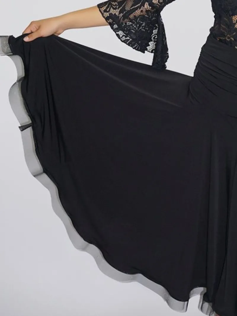 sort_standard_nederdel_ti_3-1.webp Dansebutikken Sort standard nederdel til piger - Ready4dance> Dansetøj Pige