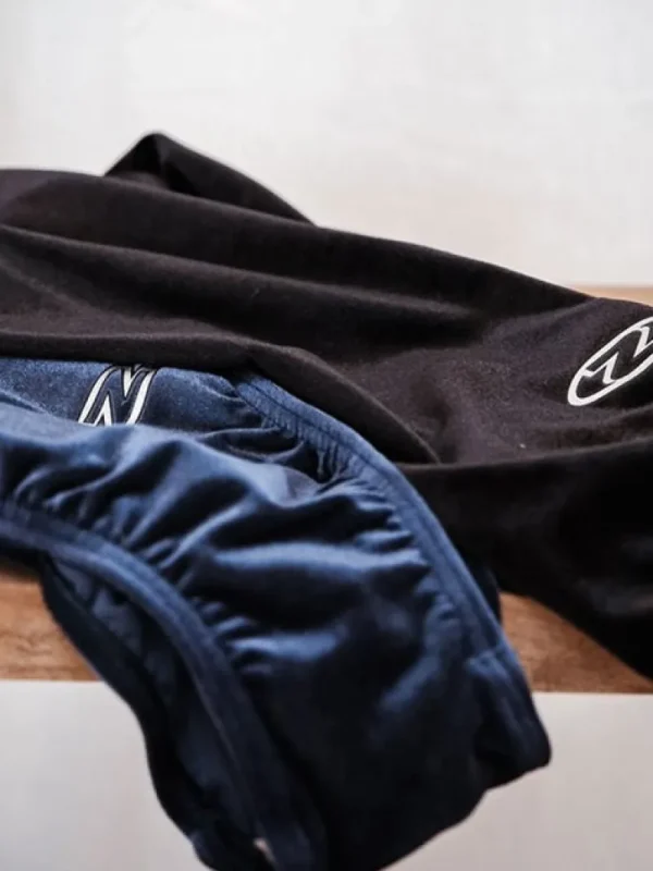 Dansebutikken Sort velour basic gymnastikdragt piger The zone> Dragter Piger