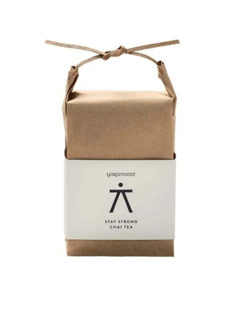 stay_strong_chai_te_fra_y_0.webp Dansebutikken Stay strong chai te fra Yogamood> Velvære