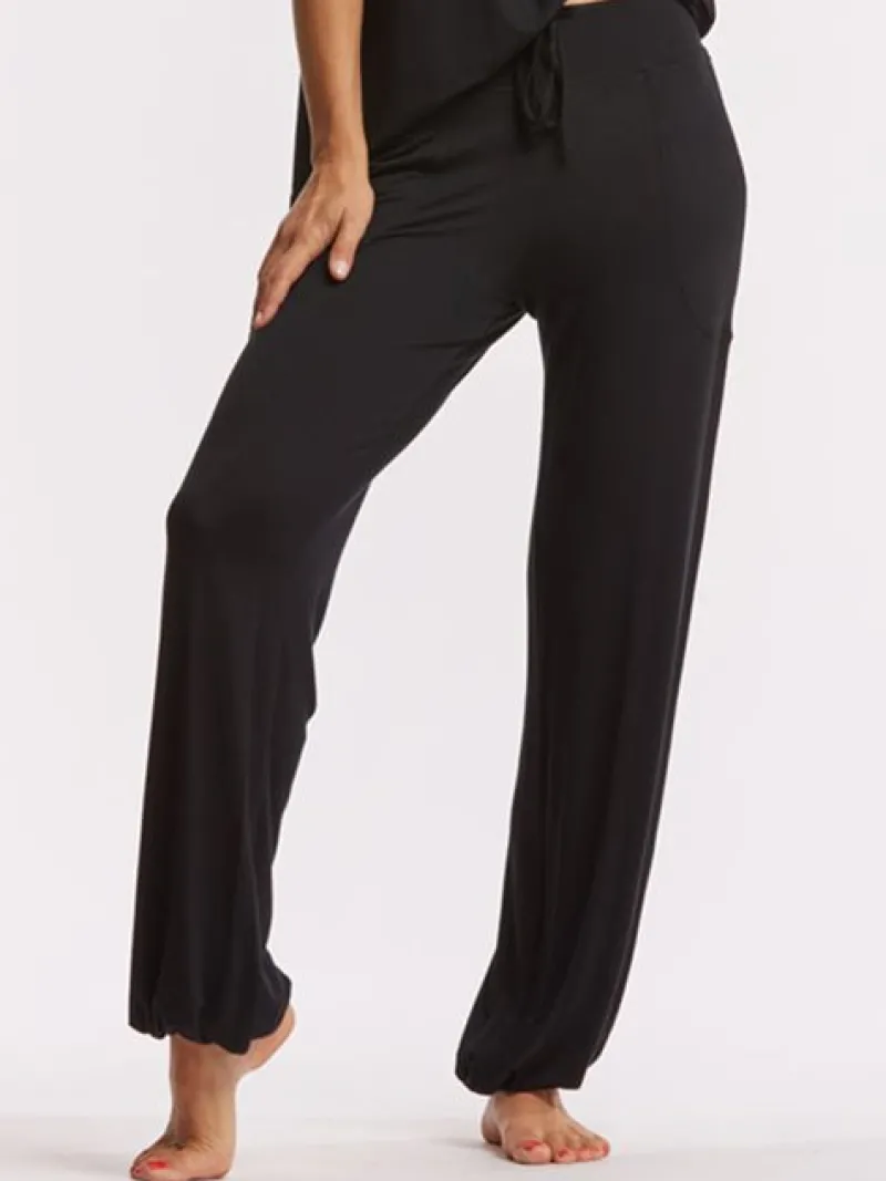 tempsdanse_sort_behagelig_0.webp Dansebutikken Tempsdanse sort behagelig viskose buks> Pilates Bukser/leggings | Yogabukser